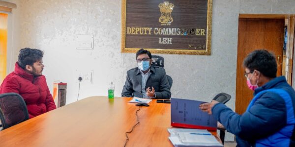 DC Leh reviews arrangements for schools reopening in Leh district