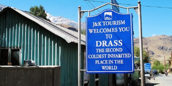 Drass Town Unites in Bandh, Demands District Status