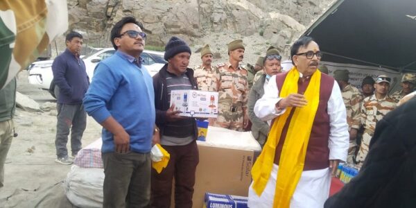 Union Minister Mahendra Nath Pandey visits Changthang under vibrant village programme