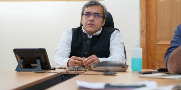 Principal Secy., Sanjeev Khirwar reviews meeting of 24×7 Water Supply Status in Leh & Kargil