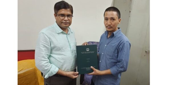 Dr. Anwar Tsarpa Defends PhD Thesis on Shia Factional Conflicts in Kargil