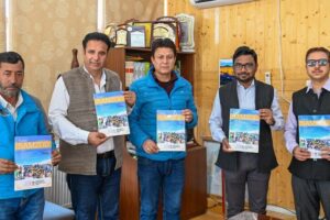 DC/DEO unveils Kargil Samzod’s election special edition magazine under theme LS elections