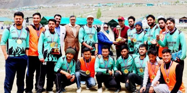 The cricket team of Kargil Campus UoL won the title of Khumbathang Premier League