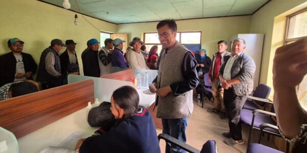 EC Tashi inaugurates new public library at Tungri Thang in Karsha Block