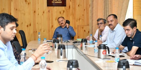 Advisor Dr Pawan Kotwal Convenes Meeting, Discuss Climate Action Plan for Leh City