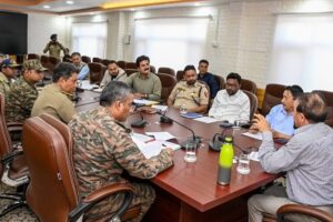 CEC Kargil chairs meeting regarding construction of Drass-Pashkum road