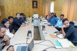 Advisor Kotwal Chairs Meeting on Pashmina Spinning Machines and Subsidy Schemes