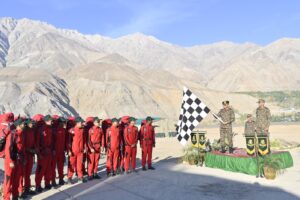 Kargil hosts flag off ceremony for mountain expedition