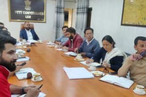 DC Leh convenes 1st District Level Meeting on Swachhata hi Sewa Campaign