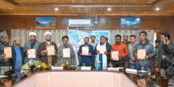 CEC Kargil unveils first-ever Arabic textbook for Classes 1 to 8 in Government Schools