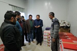 CEC Dr. Jaffer Akhoon flags off first consignment of Kargil’s Karkitchoo Apples for export to Dubai