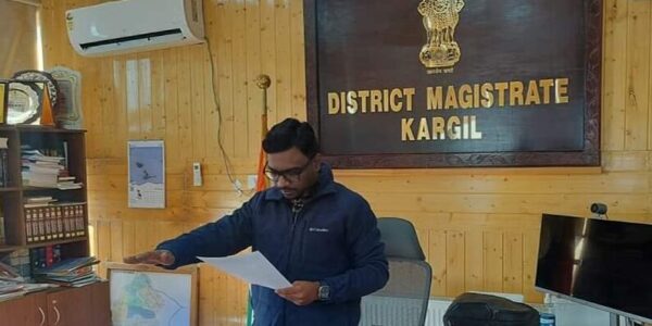 DC Kargil presides over oath taking ceremony on National Constitution Day