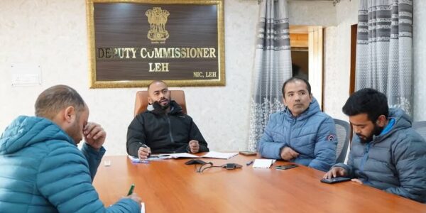 DC Leh reviews preparedness for Good Governance Week 2024