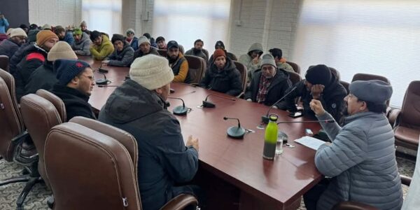 CEC Kargil meets delegation of Tickat, Lastak Seilshpore villages of Barsoo block