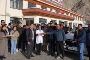 CEC Leh Hands Over Vehicle for Night Duty and Emergency Services at SNM Hospital