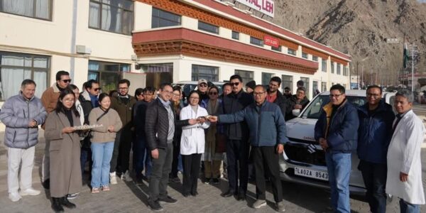 CEC Leh Hands Over Vehicle for Night Duty and Emergency Services at SNM Hospital