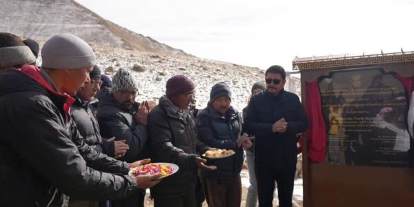 CEC Leh Inaugurates Vertical Automated Ice Reservoirs in Sakti Village