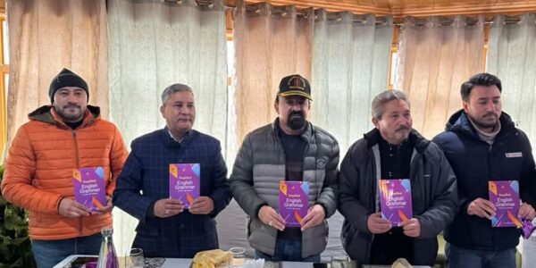 CEC Kargil attends book launch ceremony of Kacho Hassan Khan’s “Simplified English Grammar”