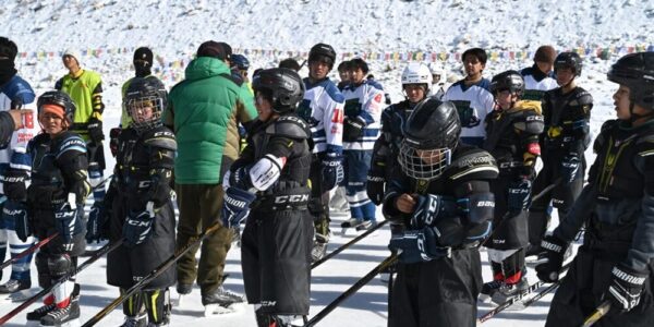 15-day training on basic ice hockey, basic skit, physical skits concludes in Zanskar