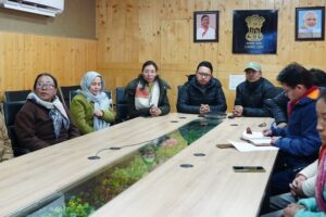 Executive Councillors Leh Convene Meeting to Discuss Paralympic Training Initiative 