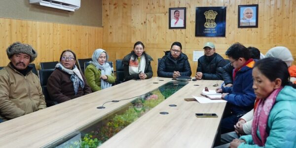 Executive Councillors Leh Convene Meeting to Discuss Paralympic Training Initiative 