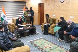 Various delegations call on LG, BD Mishra in Kargil