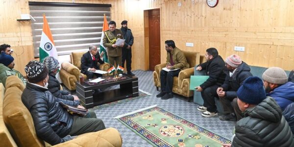 Various delegations call on LG, BD Mishra in Kargil