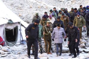 LG Mishra and First Lady Smt Neelam Mishra visit Chader Trek Starting Point, Chilling