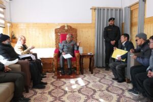 Delegation from Domkhar Village call on LG BD Mishra