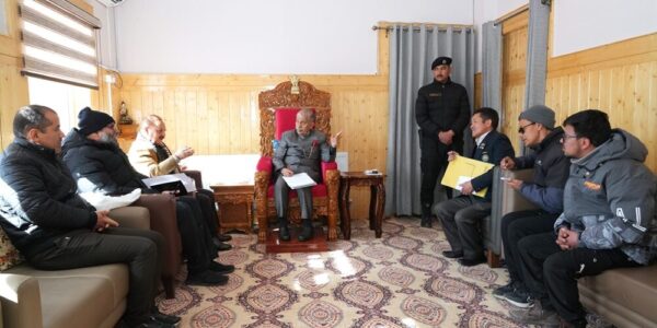 Delegation from Domkhar Village call on LG BD Mishra