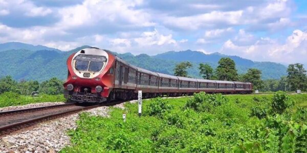 Rail connectivity to Kashmir likely to be inaugurated on January 26: MP Mian Altaf