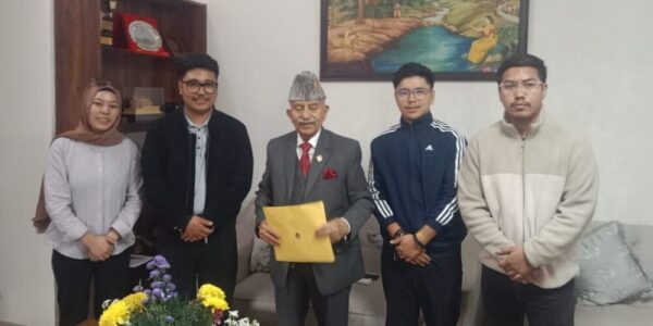 Former MP Ladakh-led delegation, members of LSWSD call on LG Mishra in Delhi