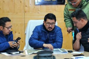 CEC Tashi Gyalson Chairs Meeting on Leh-Manali Bypass Alignment