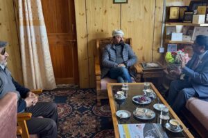 VC University of Ladakh calls on CEC Kargil