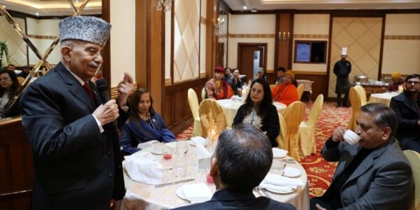 LG BD Mishra hosts Iftar party for people from different communities of Leh district