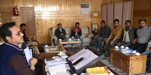 ADC-Kargil, Imteeaz Kacho chairs meeting to discuss modalities for fixing reasonable rates for vegetables, fruits