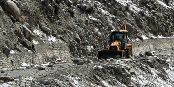 Heavy Rain and Snowfall Disrupt Life in Kargil; Flooding Reported in Several Areas