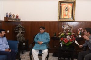 Kargil Seeks NH-301 Compensation from Gadkari