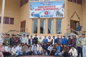 Government Boys Higher Secondary School Kargil Concludes 4-Day Educational Tour to Kashmir Valley