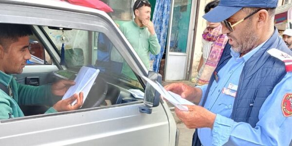 ARTO Kargil and Traffic Police Conduct Enforcement Drive to Promote Road Safety Compliance