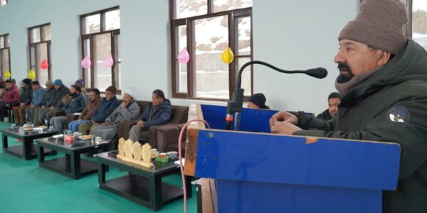 CEC Dr. Jaffer Akhoon Inaugurates newly constructed Indoor Stadium at Goma Kargil