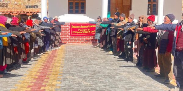 KVK Nyoma Launches 16-Day Swachhata Pakhwada from Tukla Village