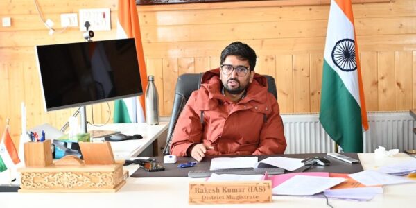 Deputy Commissioner Chairs DCDC Meeting to Strengthen Cooperative Sector in Kargil