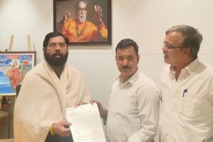 Councillor Bhimbat Expresses Gratitude to Maharashtra Deputy CM, Eknath Shinde for CT Scan Machine & Ambulance