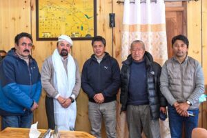 CEC Kargil Meets Delegation from Spring Dales Public School, Appreciates Role in Promoting Education & Culture