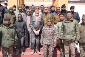 LG Gupta Celebrates Holi with Army Jawans & Leh Officials, Emphasises National Unity & Armed Forces Bond