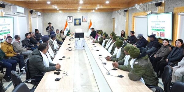 Bihar Foundation Day celebrated with full fervour at LG Secretariat