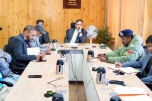 Chief Secretary Chairs meeting to Address Issues of Transport Associations in Leh