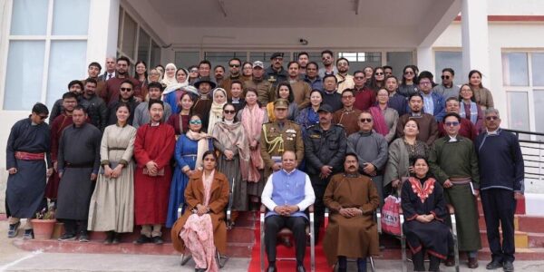 LG Vinai Kumar Saxena Visits University of Ladakh Campus at Taru, Urges It to Become a Premier Green Institution