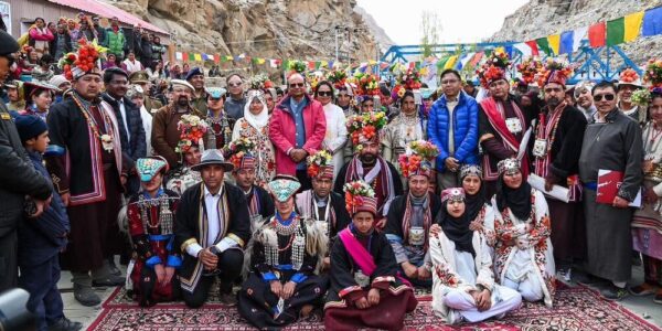 LG Vinai Kumar Saxena Inaugurates Apricot Blossom Festival in Ladakh’s Aryan Valley
